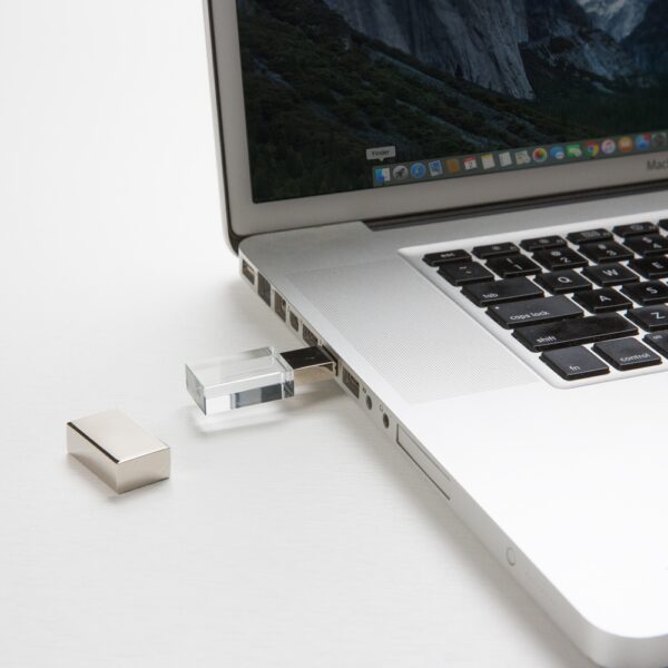Pendrive Vidro 4GB - Ref: 00050 4GB - Imagem 2